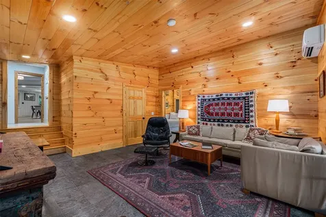 40-84 Spotted Bear Lane Highlands NC 28741