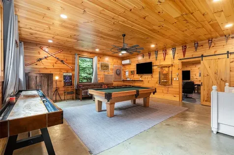 40-84 Spotted Bear Lane Highlands NC 28741