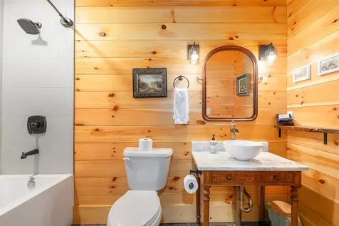 40-84 Spotted Bear Lane Highlands NC 28741