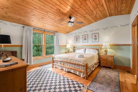 40-84 Spotted Bear Lane Highlands NC 28741