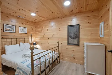 40-84 Spotted Bear Lane Highlands NC 28741