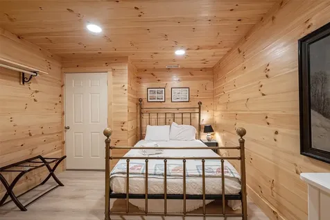 40-84 Spotted Bear Lane Highlands NC 28741