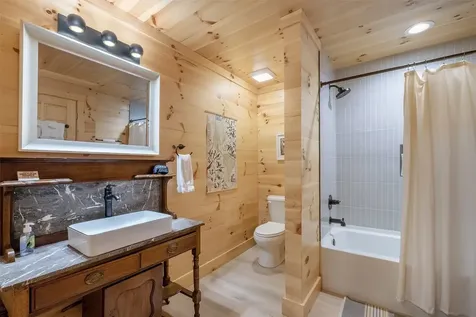 40-84 Spotted Bear Lane Highlands NC 28741