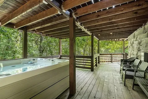 40-84 Spotted Bear Lane Highlands NC 28741