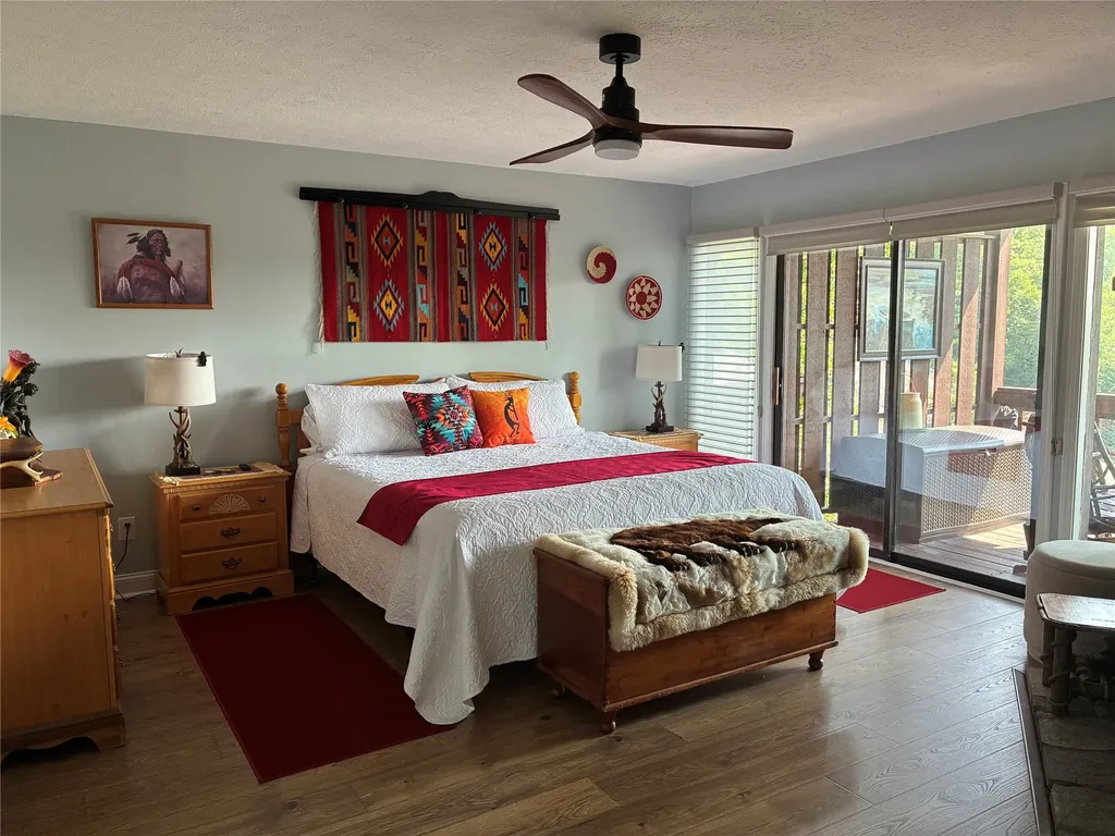 76 Upper Tanglewood Road Lake Toxaway NC 28747