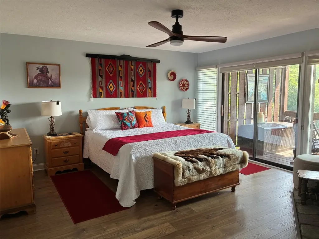 76 Upper Tanglewood Road Lake Toxaway NC 28747