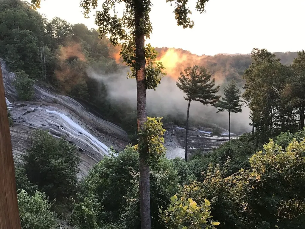 76 Upper Tanglewood Road Lake Toxaway NC 28747