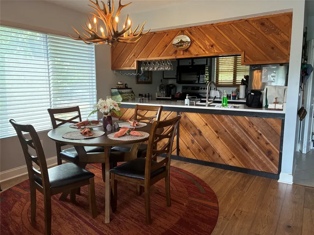 76 Upper Tanglewood Road Lake Toxaway NC 28747