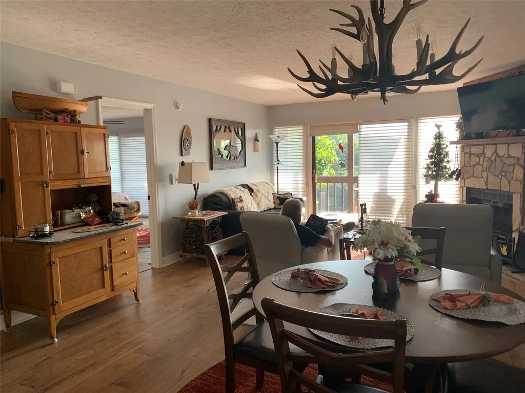 76 Upper Tanglewood Road Lake Toxaway NC 28747