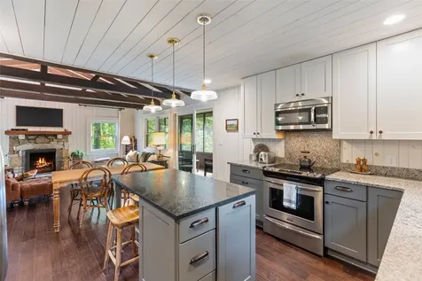 142 Edwards Creek Road Highlands NC 28741