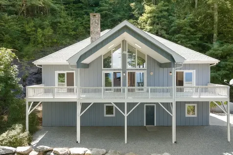 1926 Wilkes Knob Road Franklin NC 28734