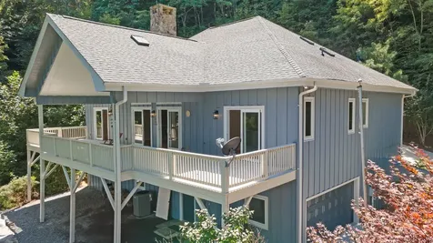 1926 Wilkes Knob Road Franklin NC 28734