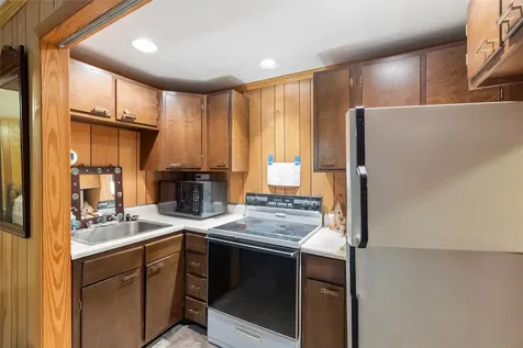 66 Forrest Lane Highlands NC 28741