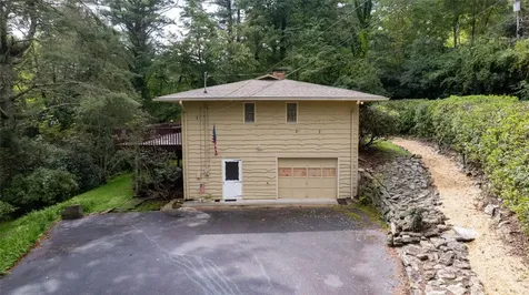 66 Forrest Lane Highlands NC 28741
