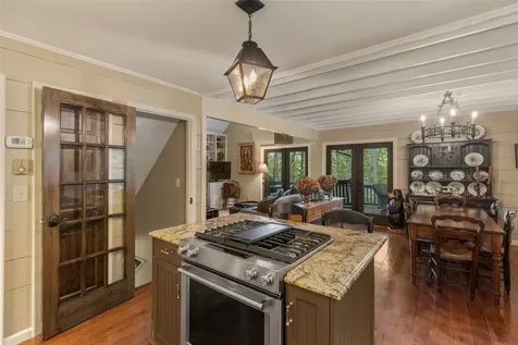 180 Wyanoak Road Highlands NC 28741