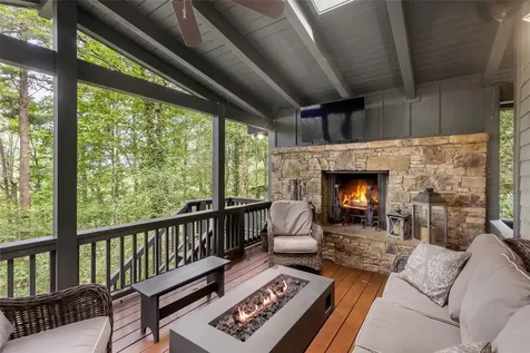 180 Wyanoak Road Highlands NC 28741