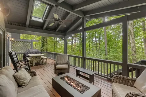 180 Wyanoak Road Highlands NC 28741