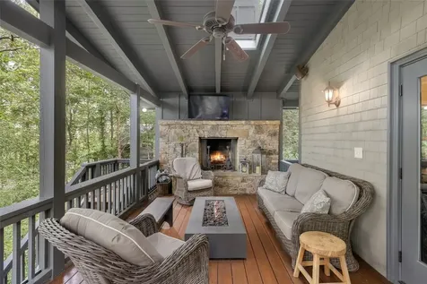 180 Wyanoak Road Highlands NC 28741