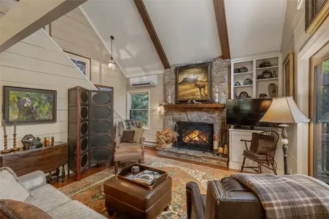 180 Wyanoak Road Highlands NC 28741