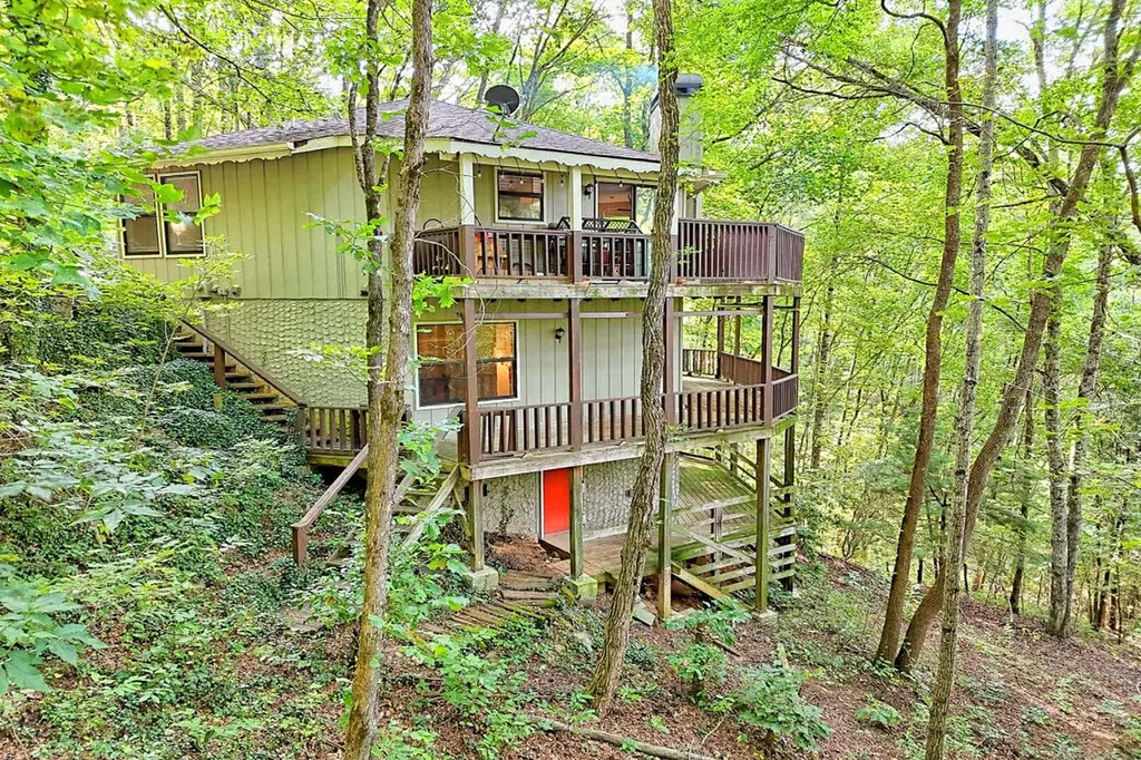 480 Sky High Drive Sky Valley GA 30537