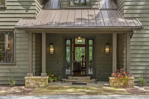 15 E. Ridge Road Cashiers NC 28717