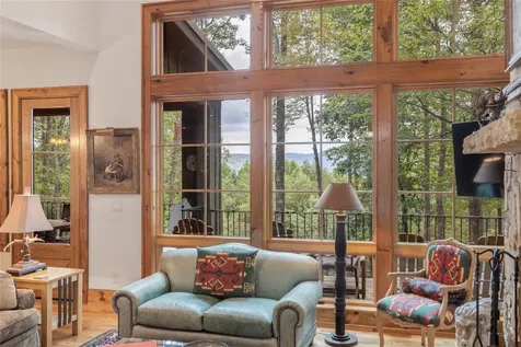 15 E. Ridge Road Cashiers NC 28717