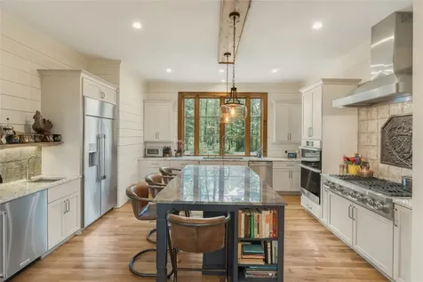 15 E. Ridge Road Cashiers NC 28717