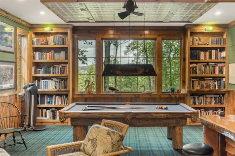 15 E. Ridge Road Cashiers NC 28717