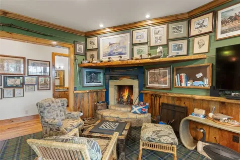 15 E. Ridge Road Cashiers NC 28717