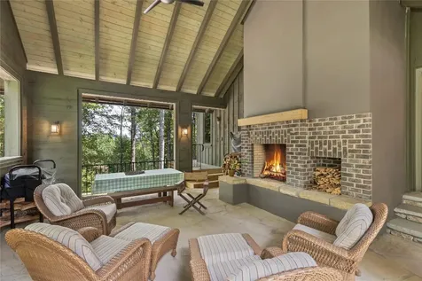 15 E. Ridge Road Cashiers NC 28717