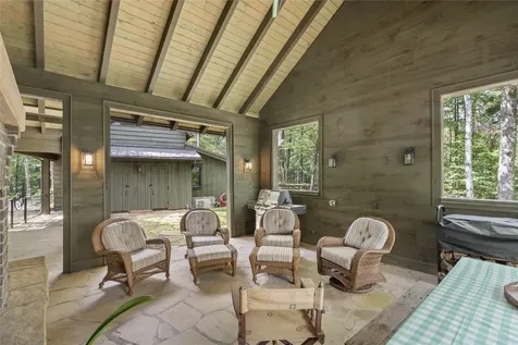 15 E. Ridge Road Cashiers NC 28717