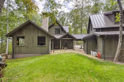 15 E. Ridge Road Cashiers NC 28717