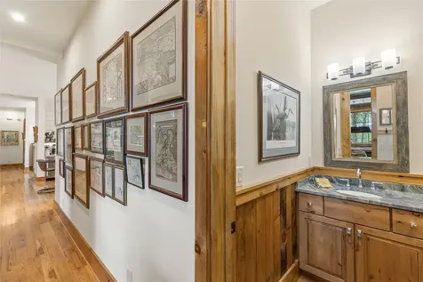 15 E. Ridge Road Cashiers NC 28717