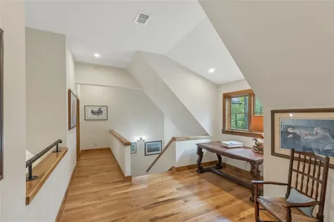 15 E. Ridge Road Cashiers NC 28717