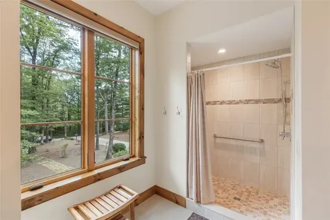 15 E. Ridge Road Cashiers NC 28717