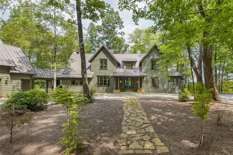 15 E. Ridge Road Cashiers NC 28717