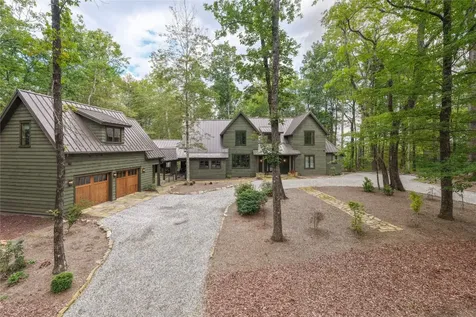 15 E. Ridge Road Cashiers NC 28717