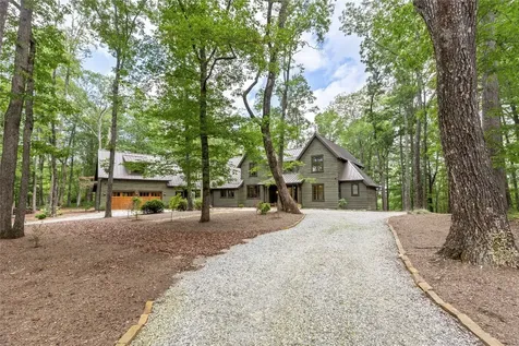 15 E. Ridge Road Cashiers NC 28717