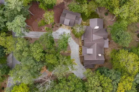 15 E. Ridge Road Cashiers NC 28717