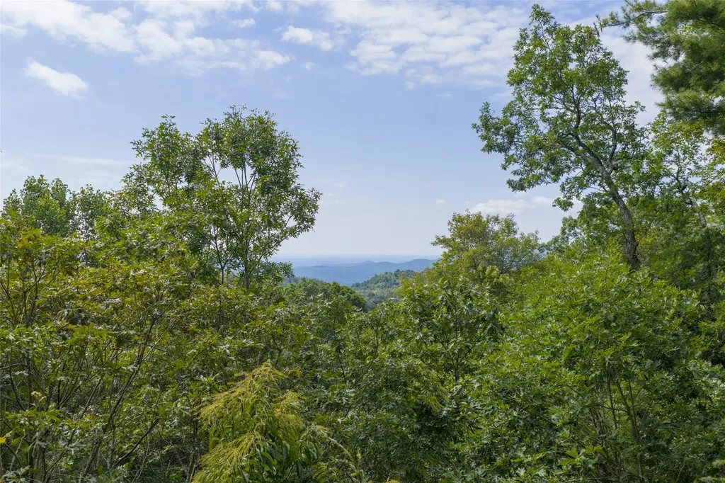 973 Highgate Road Highlands NC 28741