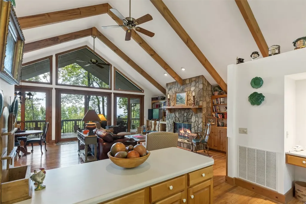 973 Highgate Road Highlands NC 28741