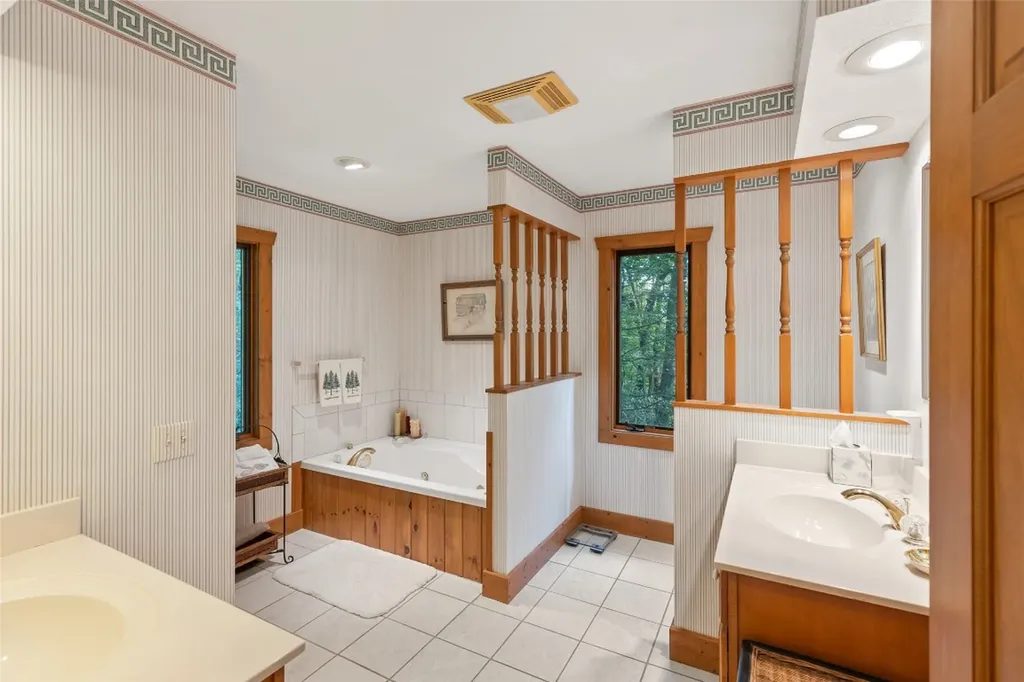 973 Highgate Road Highlands NC 28741