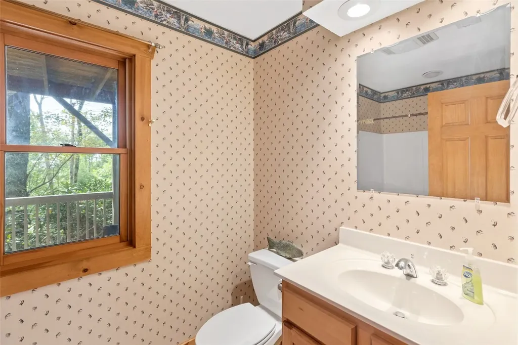 973 Highgate Road Highlands NC 28741