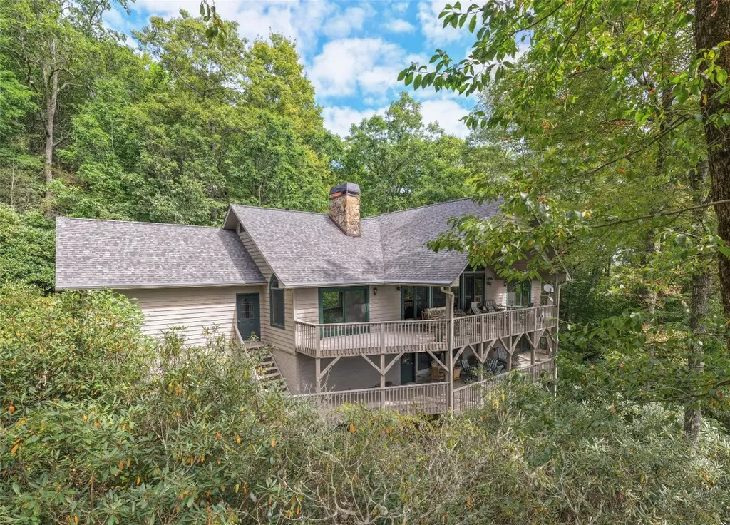 973 Highgate Road Highlands NC 28741