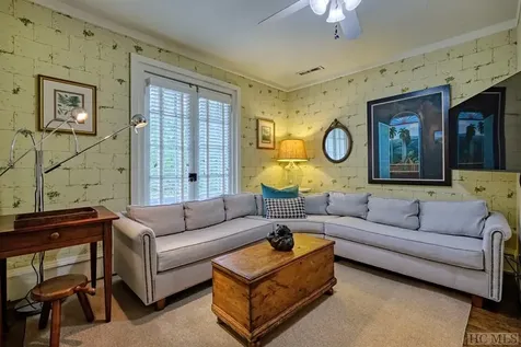 872 W Us 64 W Cashiers NC 28717