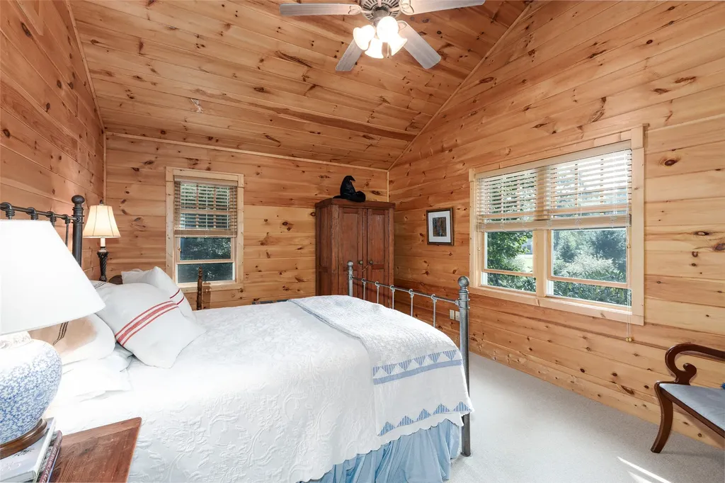 24 Little Pond Lane Cashiers NC 28717