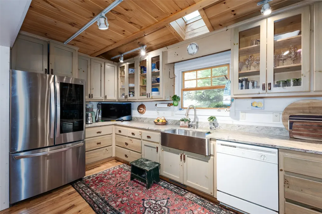 24 Little Pond Lane Cashiers NC 28717