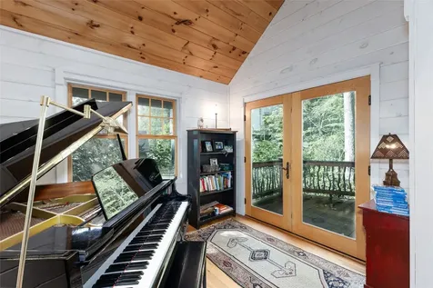 24 Little Pond Lane Cashiers NC 28717