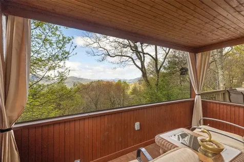 1620 Buckberry Drive Sapphire NC 28774