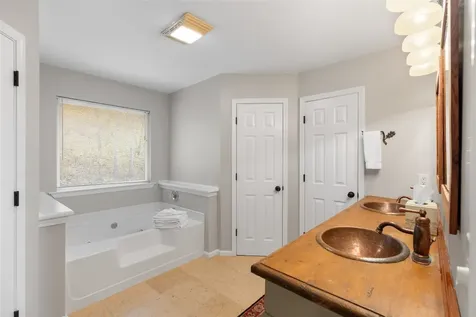 1620 Buckberry Drive Sapphire NC 28774